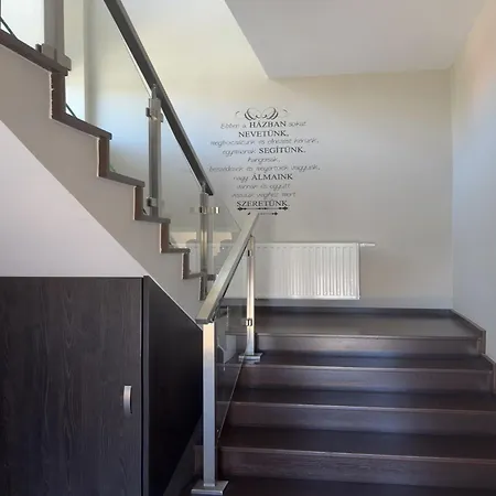 Lenti Central Apartman Apartman *
