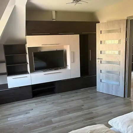 Lenti Central Apartman *